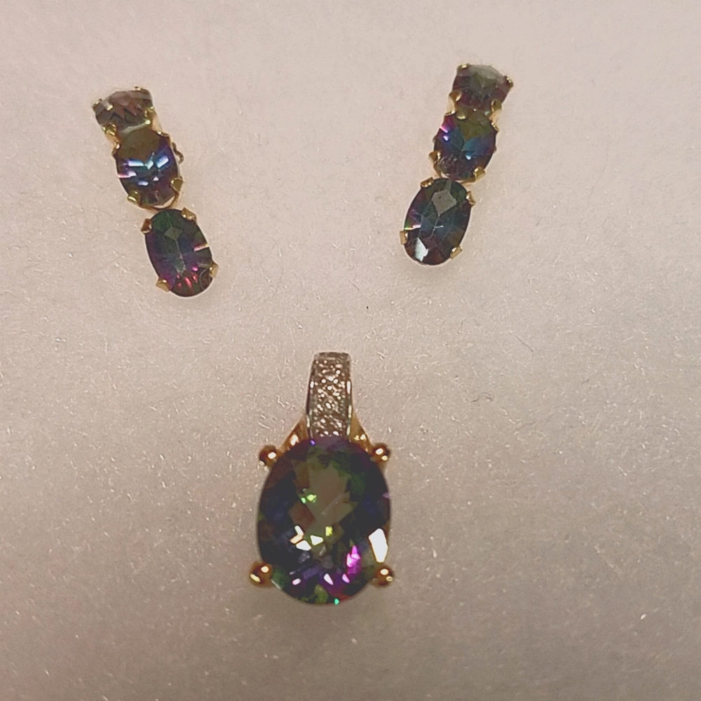 Caribbean Topaz